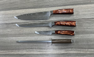 #03 Custom knife sets have been shipped