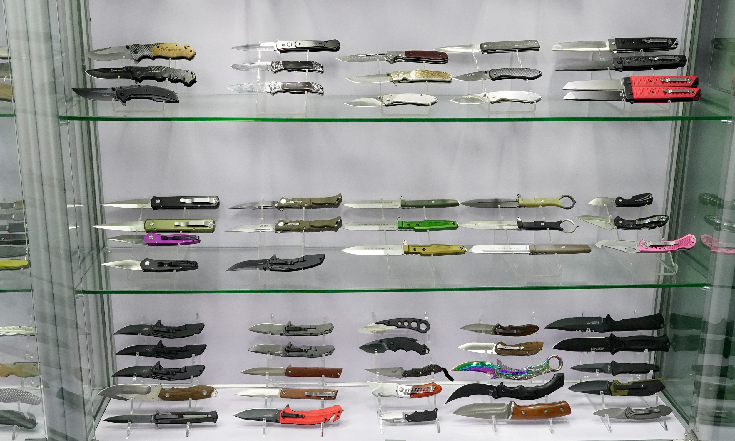 Essential Functions of a Quality Camping Knife - Trade News - 1